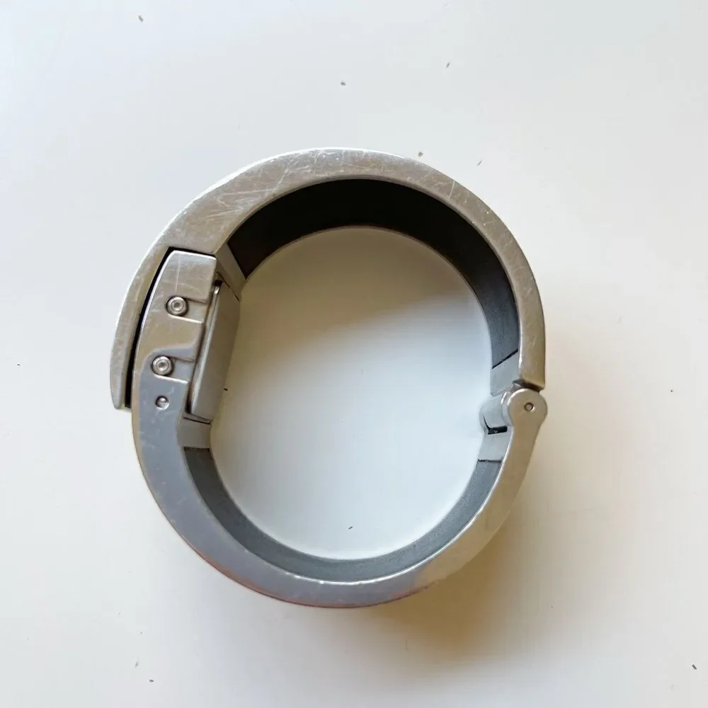 Marc Jacobs Vintage Enamel Logo Hinge Metal cuff Bracelet watch Black and Silver